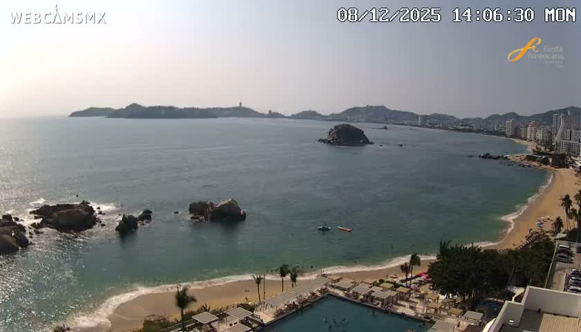 Acapulco,  Playa Condesa Beach Live Cam - Acapulco de Juarez, Guerrero, Mexico