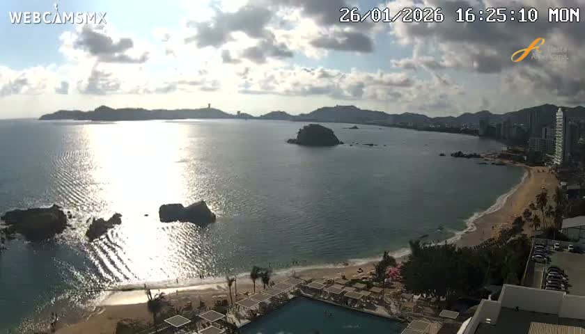 Acapulco,  Playa Condesa Beach Live Cam - Acapulco de Juarez, Guerrero, Mexico