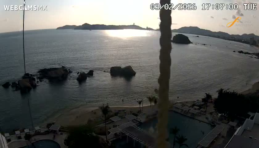 Acapulco,  Playa Condesa Beach Live Cam - Acapulco de Juarez, Guerrero, Mexico