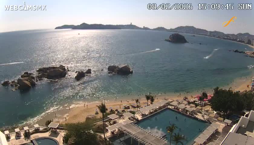Acapulco,  Playa Condesa Beach Live Cam - Acapulco de Juarez, Guerrero, Mexico