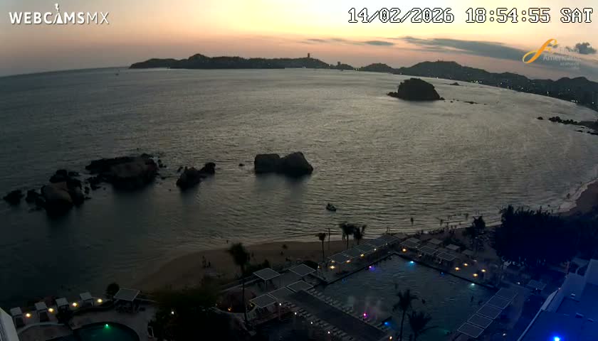 Acapulco,  Playa Condesa Beach Live Cam - Acapulco de Juarez, Guerrero, Mexico
