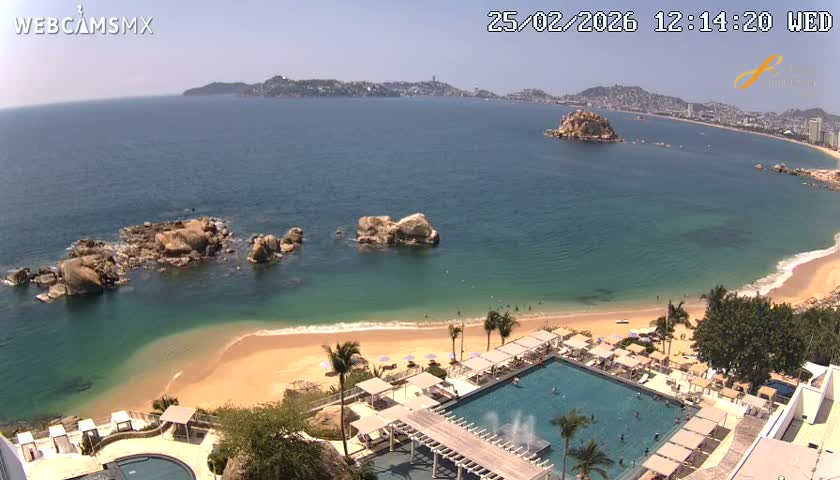 Acapulco,  Playa Condesa Beach Live Cam - Acapulco de Juarez, Guerrero, Mexico