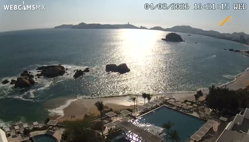 Acapulco,  Playa Condesa Beach Live Cam - Acapulco de Juarez, Guerrero, Mexico