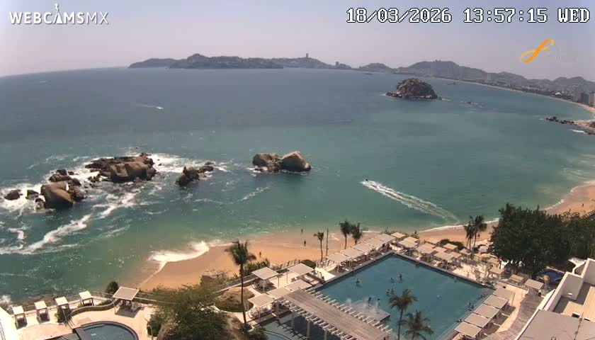 Acapulco,  Playa Condesa Beach Live Cam - Acapulco de Juarez, Guerrero, Mexico