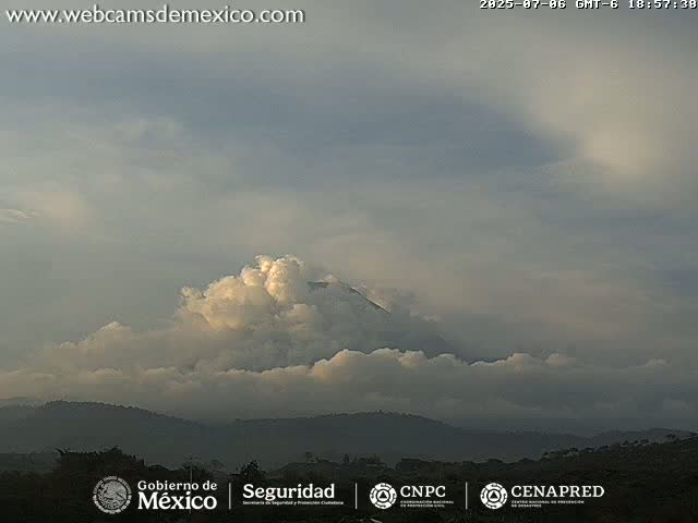 Volcán de  Colima Volcano from Montitlan Live Cam - Villa de Alvarez, Colima, Mexico