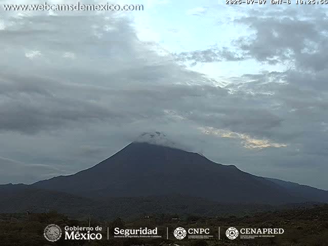 Volcán de  Colima Volcano from Montitlan Live Cam - Villa de Alvarez, Colima, Mexico