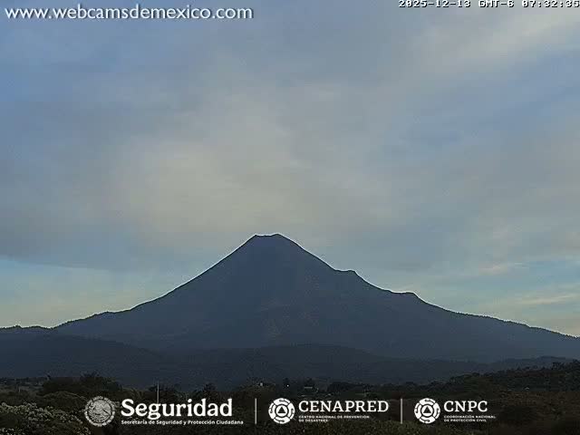 Volcán de  Colima Volcano from Montitlan Live Cam - Villa de Alvarez, Colima, Mexico
