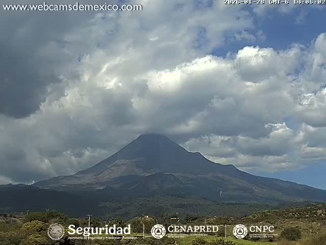 Volcán de  Colima Volcano from Montitlan Live Cam - Villa de Alvarez, Colima, Mexico