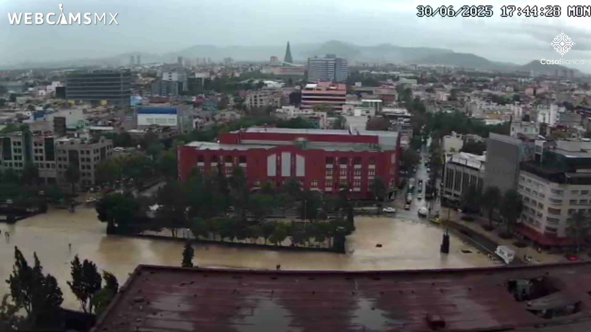 Mexico City, Monumento A la Revolución (Monument to the Revolution) & Plaza de la República Square Live Cam - Cuauhtemoc, Ciudad de Mexico, Mexico 