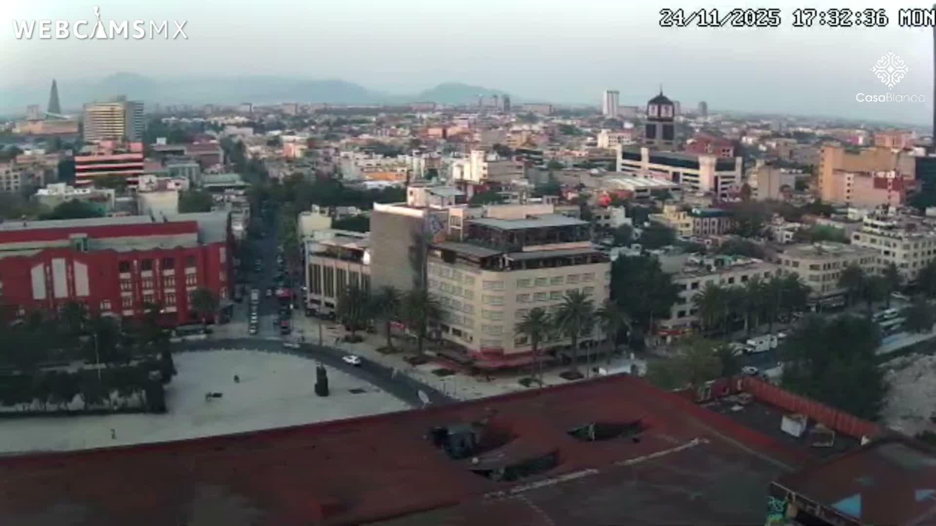 Mexico City, Monumento A la Revolución (Monument to the Revolution) & Plaza de la República Square Live Cam - Cuauhtemoc, Ciudad de Mexico, Mexico 