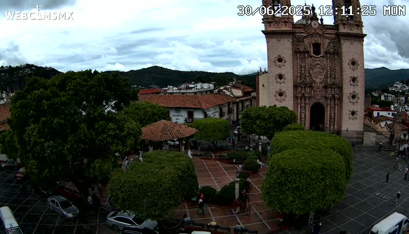 Taxco, Church -  Templo de Santa Prisca Temple Live Cam - Taxco de Alarcon,  Guerrero, Mexico