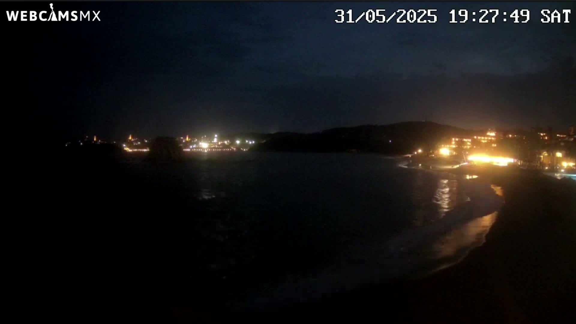 Crucecita, Playa Tangolunda Beach Live Cam - Santa Maria Huatulco, Oaxaca, Mexico