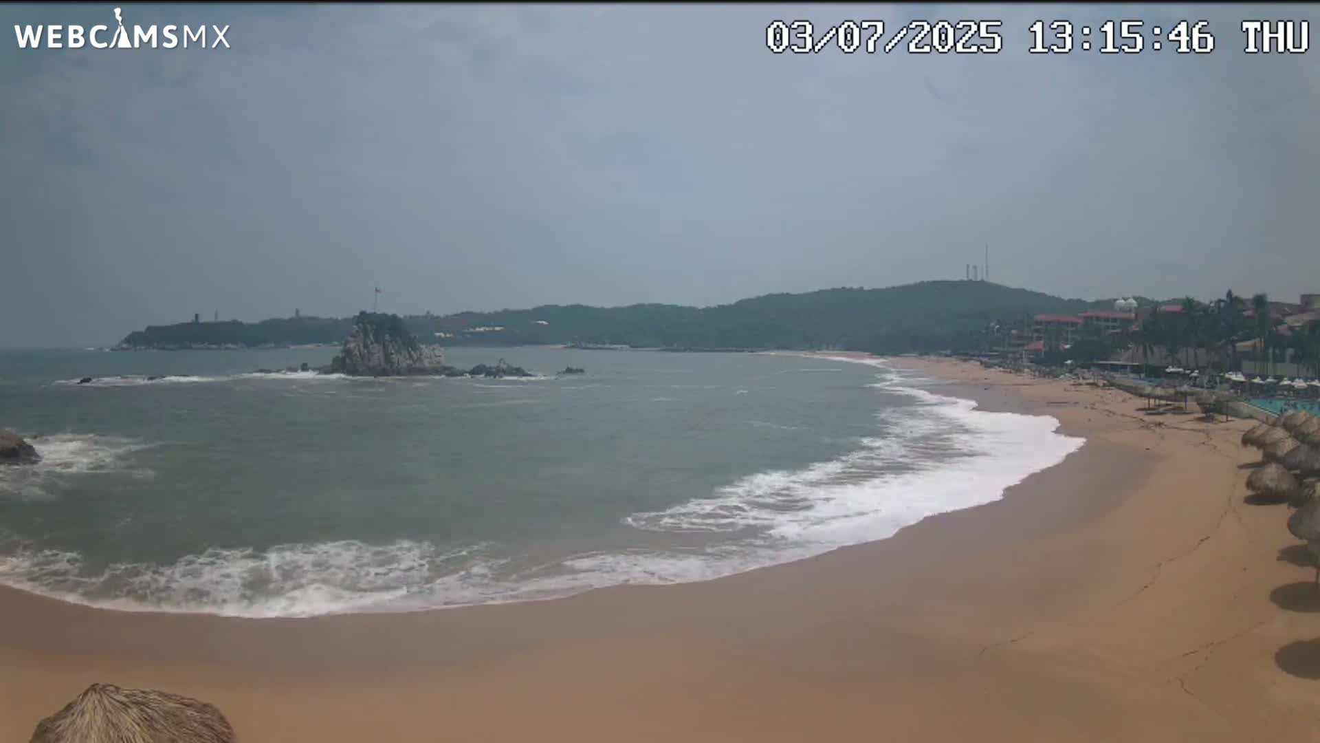 Crucecita, Playa Tangolunda Beach Live Cam - Santa Maria Huatulco, Oaxaca, Mexico