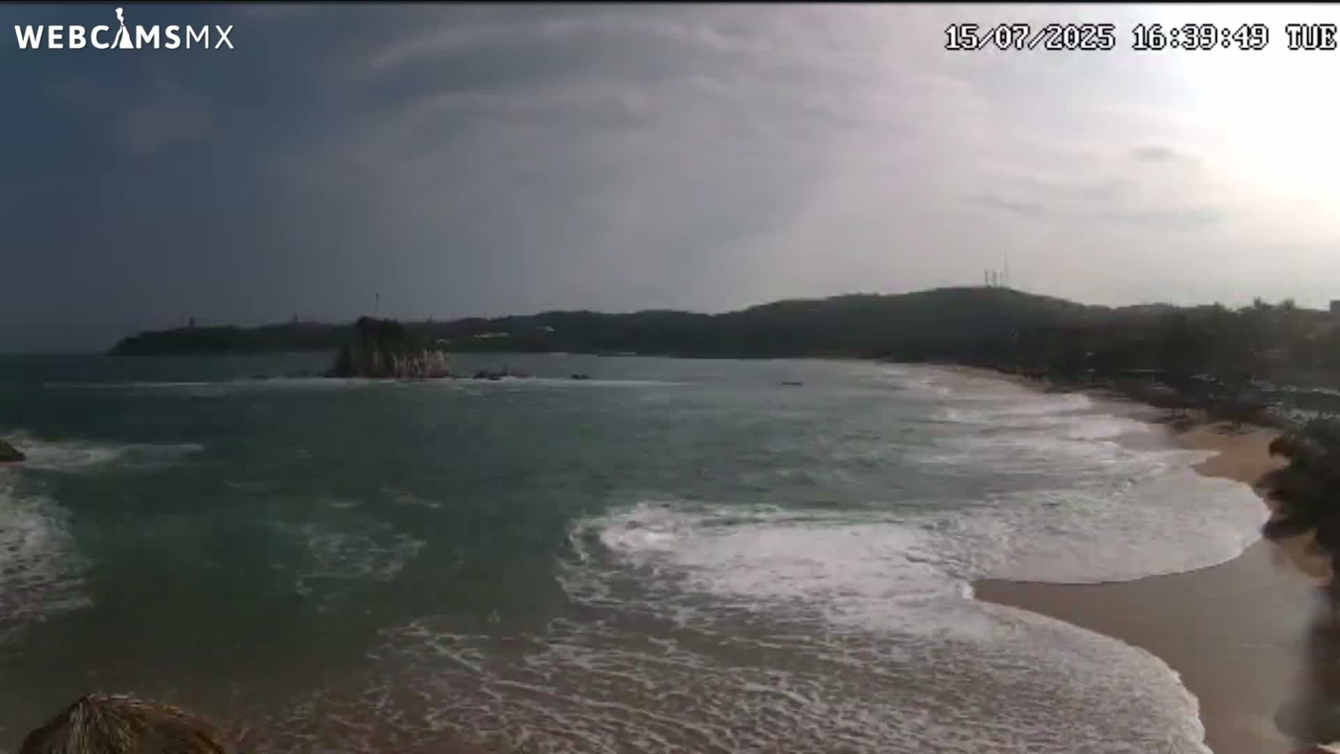 Crucecita, Playa Tangolunda Beach Live Cam - Santa Maria Huatulco, Oaxaca, Mexico