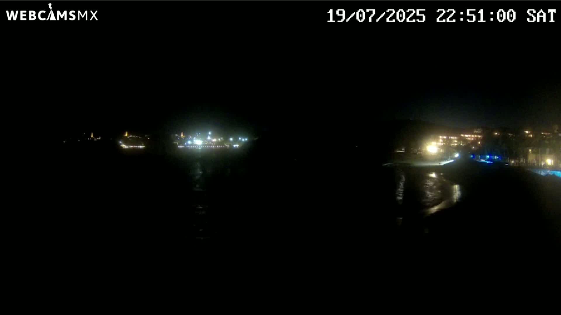 Crucecita, Playa Tangolunda Beach Live Cam - Santa Maria Huatulco, Oaxaca, Mexico