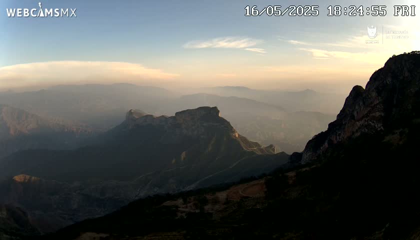 Pinal de Amoles, Mirador Cuatro Palos (Mirador Cuatro Viewpoint) Live Cam - Cadereyta de Montes, Queretaro, Mexico