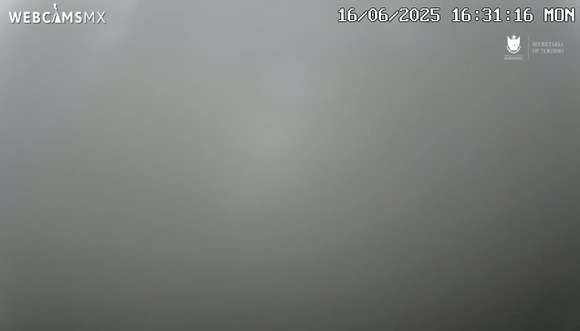 Pinal de Amoles, Mirador Cuatro Palos (Mirador Cuatro Viewpoint) Live Cam - Cadereyta de Montes, Queretaro, Mexico