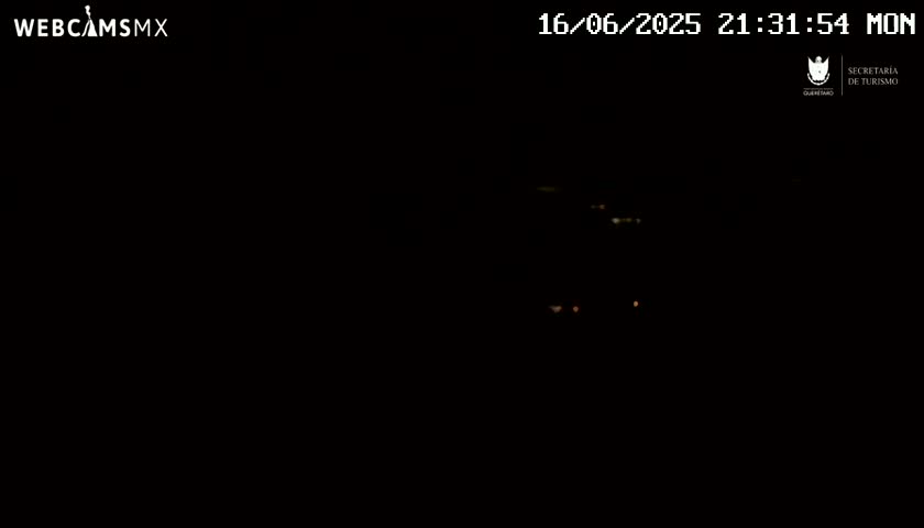 Pinal de Amoles, Mirador Cuatro Palos (Mirador Cuatro Viewpoint) Live Cam - Cadereyta de Montes, Queretaro, Mexico