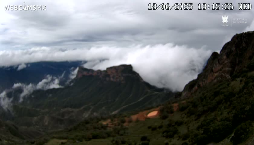 Pinal de Amoles, Mirador Cuatro Palos (Mirador Cuatro Viewpoint) Live Cam - Cadereyta de Montes, Queretaro, Mexico