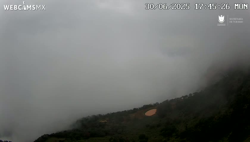 Pinal de Amoles, Mirador Cuatro Palos (Mirador Cuatro Viewpoint) Live Cam - Cadereyta de Montes, Queretaro, Mexico