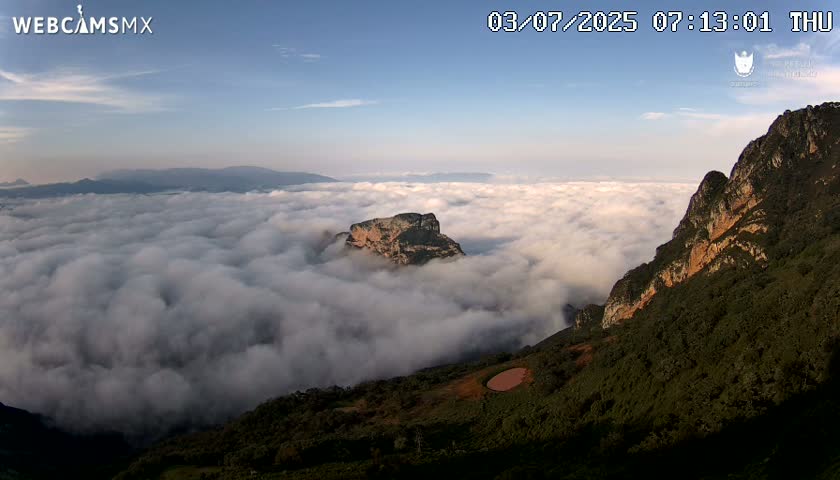 Pinal de Amoles, Mirador Cuatro Palos (Mirador Cuatro Viewpoint) Live Cam - Cadereyta de Montes, Queretaro, Mexico