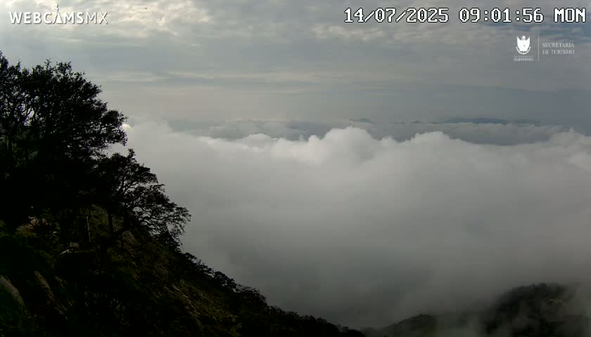 Pinal de Amoles, Mirador Cuatro Palos (Mirador Cuatro Viewpoint) Live Cam - Cadereyta de Montes, Queretaro, Mexico