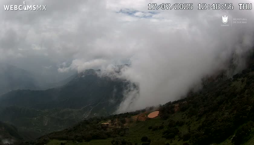 Pinal de Amoles, Mirador Cuatro Palos (Mirador Cuatro Viewpoint) Live Cam - Cadereyta de Montes, Queretaro, Mexico