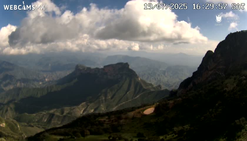 Pinal de Amoles, Mirador Cuatro Palos (Mirador Cuatro Viewpoint) Live Cam - Cadereyta de Montes, Queretaro, Mexico
