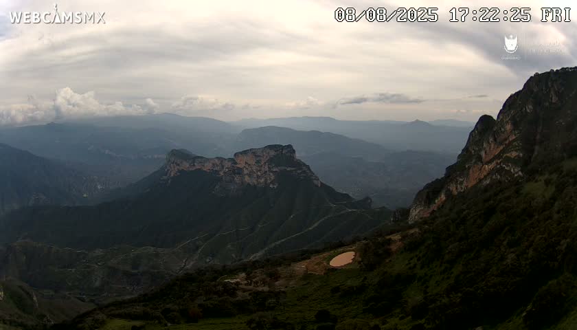 Pinal de Amoles, Mirador Cuatro Palos (Mirador Cuatro Viewpoint) Live Cam - Cadereyta de Montes, Queretaro, Mexico