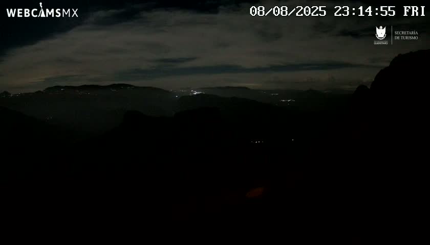 Pinal de Amoles, Mirador Cuatro Palos (Mirador Cuatro Viewpoint) Live Cam - Cadereyta de Montes, Queretaro, Mexico