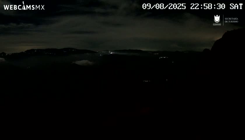Pinal de Amoles, Mirador Cuatro Palos (Mirador Cuatro Viewpoint) Live Cam - Cadereyta de Montes, Queretaro, Mexico