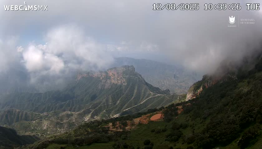 Pinal de Amoles, Mirador Cuatro Palos (Mirador Cuatro Viewpoint) Live Cam - Cadereyta de Montes, Queretaro, Mexico