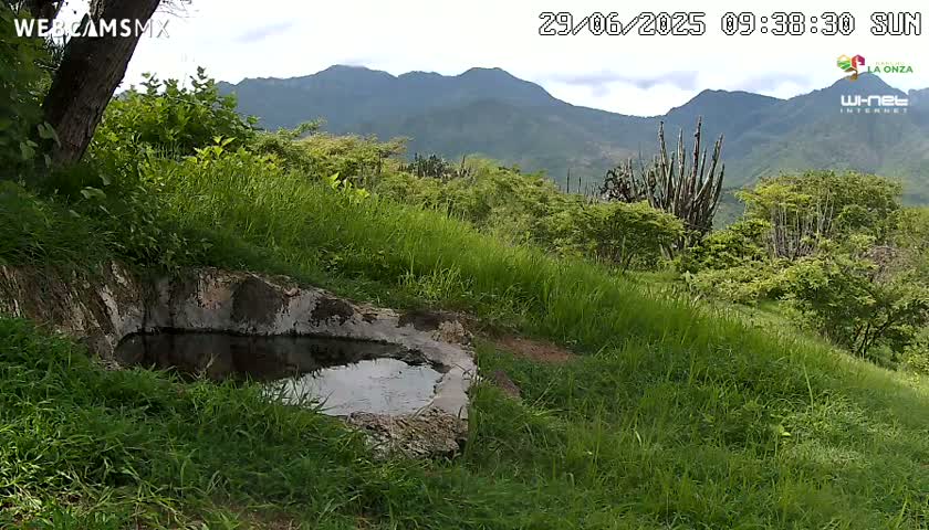Rancho La Onza. Criadero Cattle Ranch Live Cam - San Luiz de la Paz, Guanajuato, Mexico