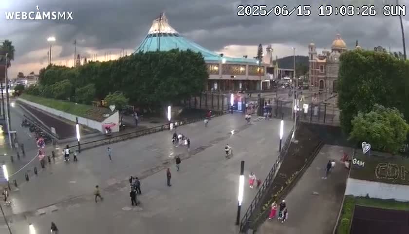 Basílica de Santa Maria de Guadalupe, Basilica of Guadalupe Live Cam - Ciudad de Mexico, CDMX, Mexico