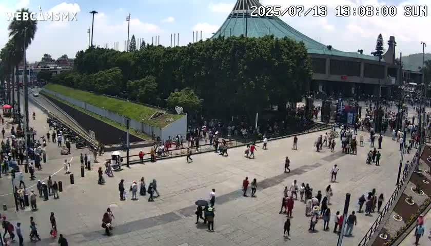 Basílica de Santa Maria de Guadalupe, Basilica of Guadalupe Live Cam - Ciudad de Mexico, CDMX, Mexico