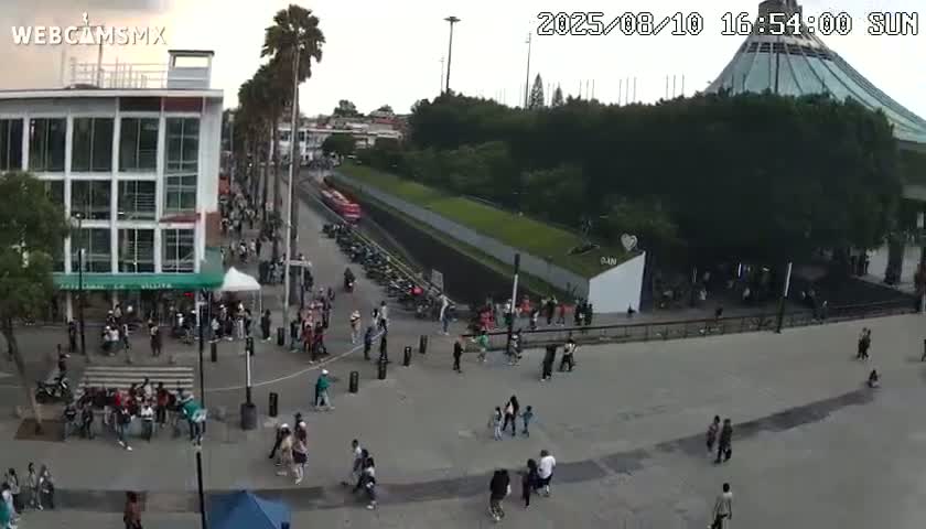 Basílica de Santa Maria de Guadalupe, Basilica of Guadalupe Live Cam - Ciudad de Mexico, CDMX, Mexico