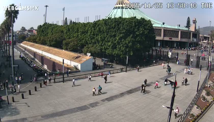 Basílica de Santa Maria de Guadalupe, Basilica of Guadalupe Live Cam - Ciudad de Mexico, CDMX, Mexico
