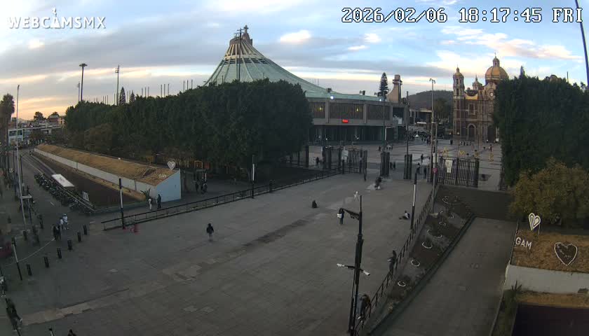 Basílica de Santa Maria de Guadalupe, Basilica of Guadalupe Live Cam - Ciudad de Mexico, CDMX, Mexico