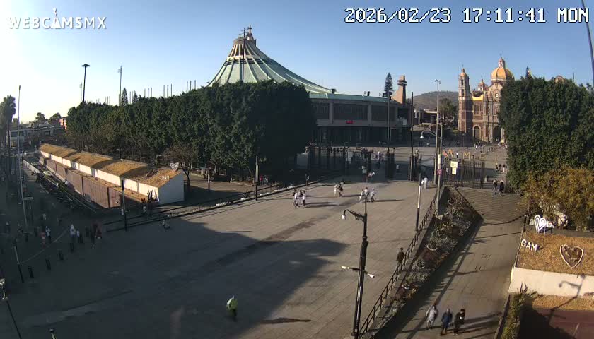 Basílica de Santa Maria de Guadalupe, Basilica of Guadalupe Live Cam - Ciudad de Mexico, CDMX, Mexico