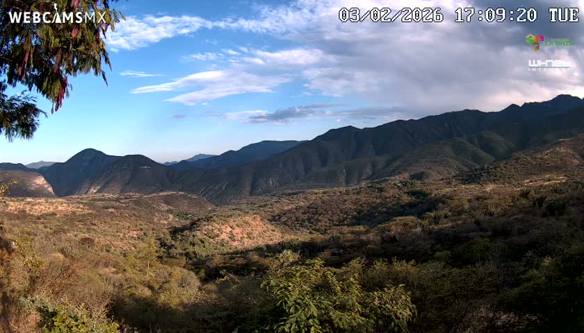 Rancho La Onza Nature Live Cam - San Luiz de la Paz, Guanajuato, Mexico