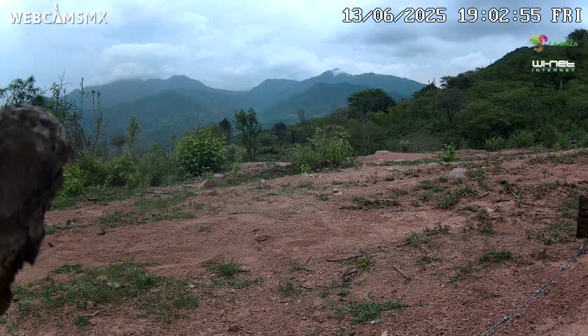 Rancho La Onza BordoNatural Park Live Cam - San Luiz de la Paz, Guanajuato, Mexico