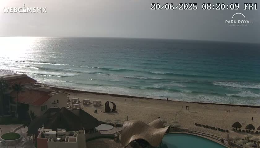Cancún (Cancun) Playa Marlin Beach Live Cam - Benito Juarez, Quintana Roo, Mexico