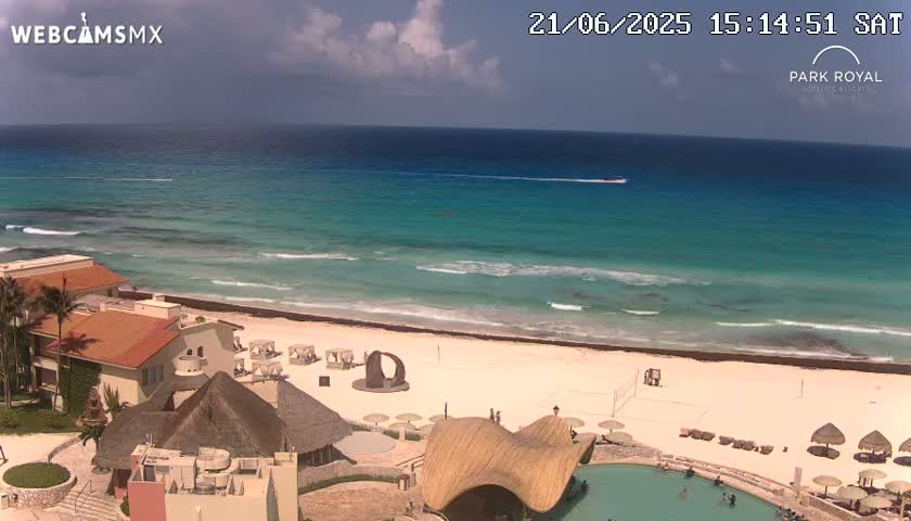 Cancún (Cancun) Playa Marlin Beach Live Cam - Benito Juarez, Quintana Roo, Mexico