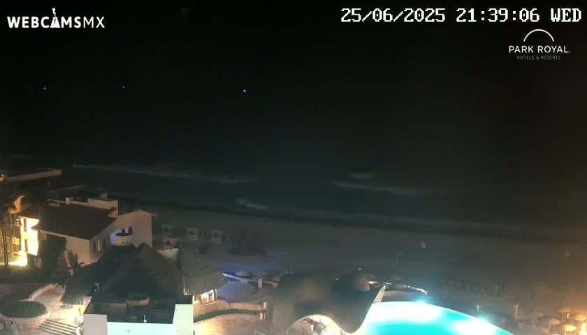 Cancún (Cancun) Playa Marlin Beach Live Cam - Benito Juarez, Quintana Roo, Mexico