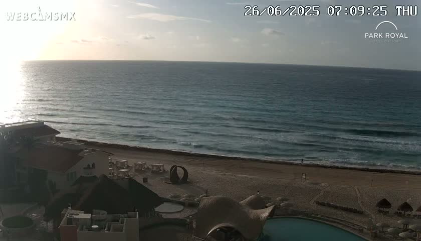 Cancún (Cancun) Playa Marlin Beach Live Cam - Benito Juarez, Quintana Roo, Mexico