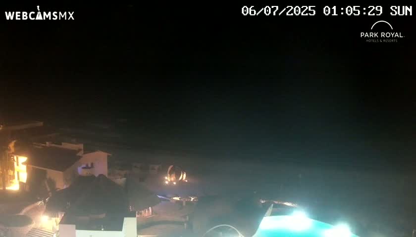 Cancún (Cancun) Playa Marlin Beach Live Cam - Benito Juarez, Quintana Roo, Mexico