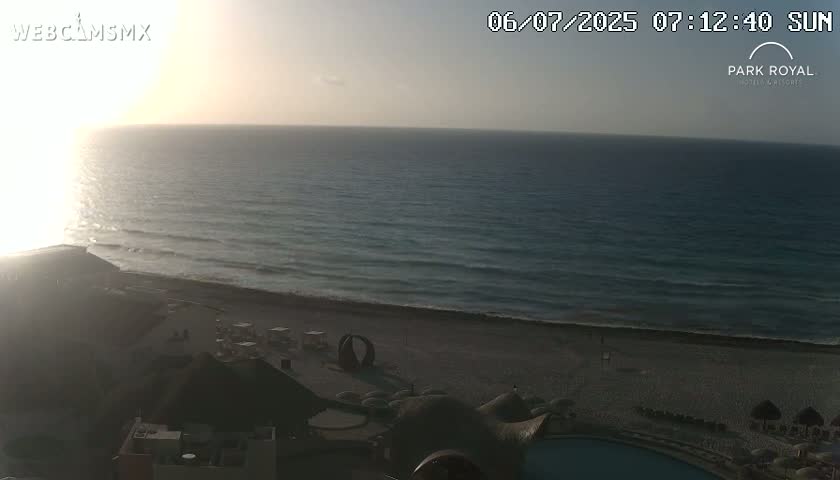 Cancún (Cancun) Playa Marlin Beach Live Cam - Benito Juarez, Quintana Roo, Mexico