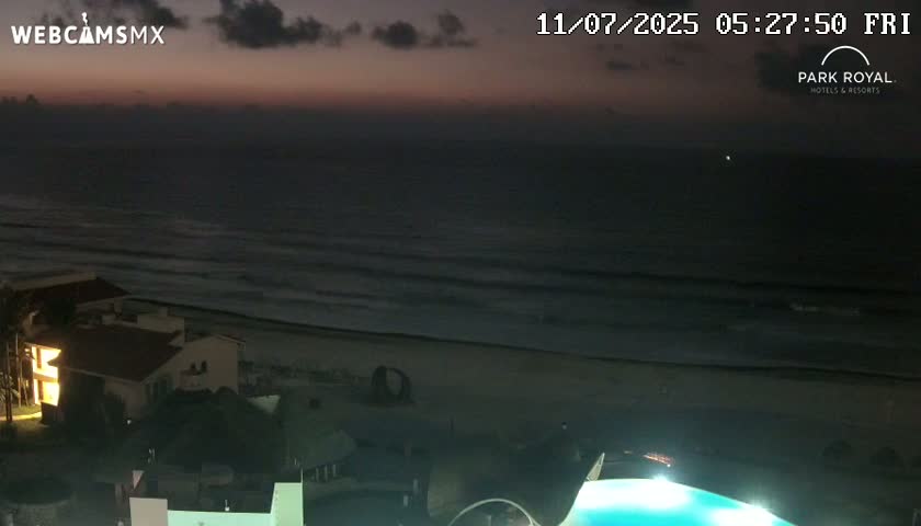 Cancún (Cancun) Playa Marlin Beach Live Cam - Benito Juarez, Quintana Roo, Mexico