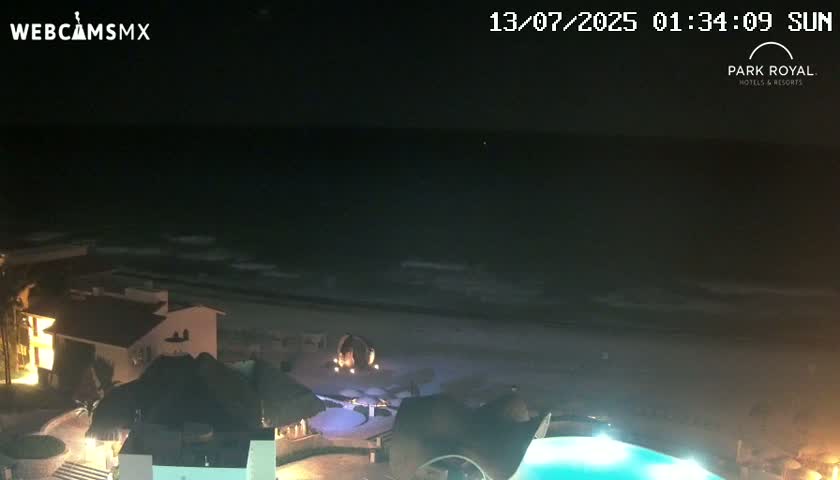 Cancún (Cancun) Playa Marlin Beach Live Cam - Benito Juarez, Quintana Roo, Mexico