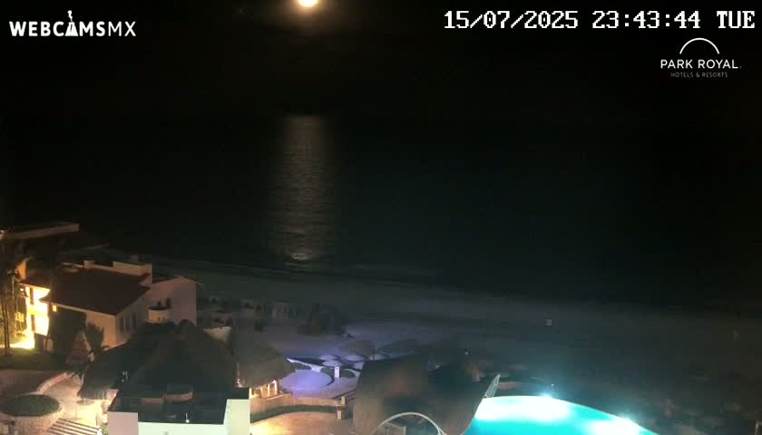 Cancún (Cancun) Playa Marlin Beach Live Cam - Benito Juarez, Quintana Roo, Mexico